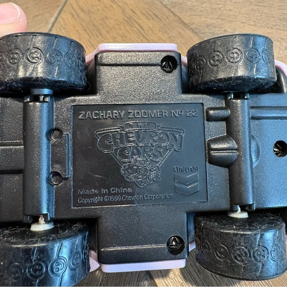 Chevron Cars Lot ( Bailey Bouncer #19 & Zachary Zoomer #22) - Picture 6 of 9